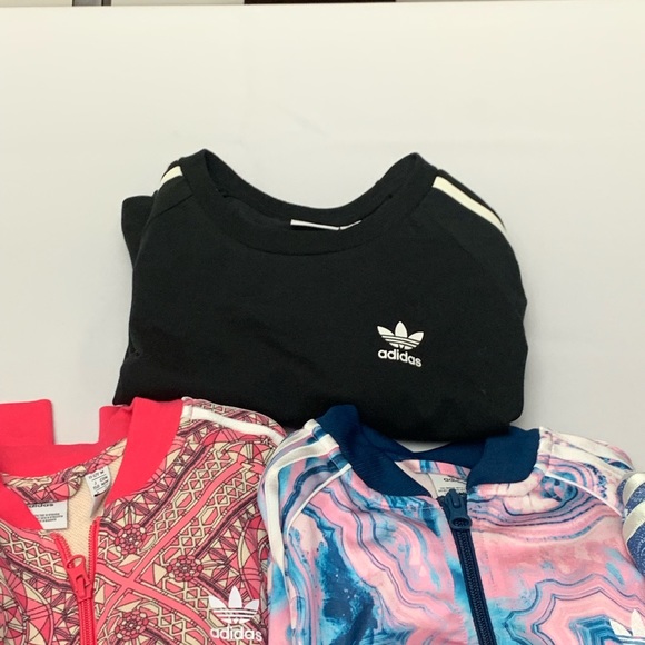 Adidas girls track suit bundle size 10-12. - Picture 6 of 6